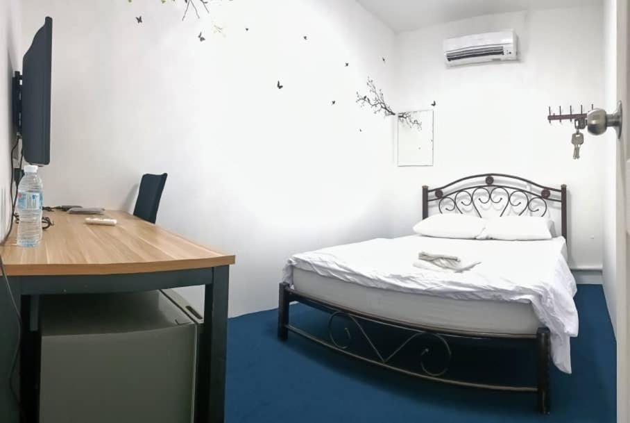 הוסטל ג'ורג' טאון 246Housecafe מראה חיצוני תמונה