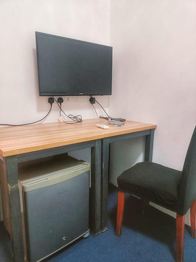 הוסטל ג'ורג' טאון 246Housecafe מראה חיצוני תמונה